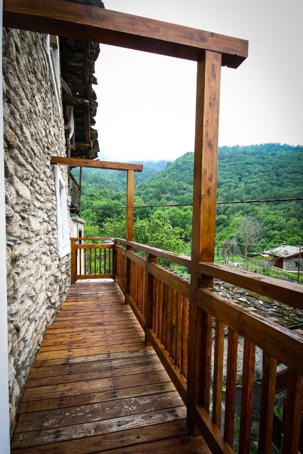 Yamabushi B&B Gravere Exteriör bild